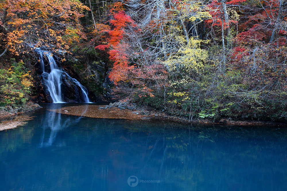 秋の桃太郎滝